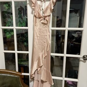 ASTR The Label Champagne Blush Dress with Ruffle Detail Size XS